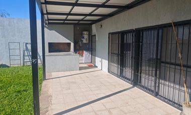 Venta Casa de 1 dormitorio. Lomas de Alicia, Granadero Baigorria