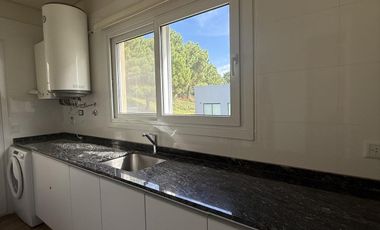 Casa en venta  Barrio Ecuestre, Costa Esmeralda.