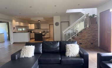 Casa en venta  Barrio Ecuestre, Costa Esmeralda.