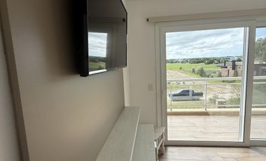 Casa en venta  Barrio Ecuestre, Costa Esmeralda.