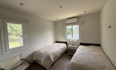 Casa en venta  Barrio Ecuestre, Costa Esmeralda.