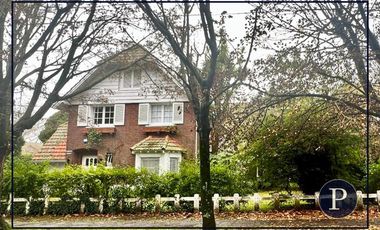 Residencia estilo ingles en Los Troncos