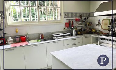 Residencia estilo ingles en Los Troncos