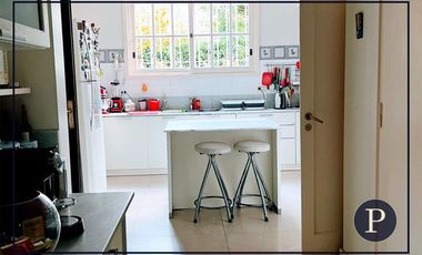 Residencia estilo ingles en Los Troncos