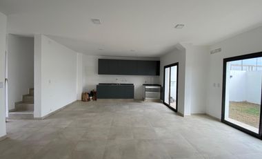 Duplex en Prados de Manantiales 3 Dormitorios 2 Baños y Terraza