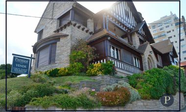 Excelente Residencia en Playa Grande