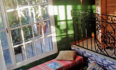 Casa en venta - 3 Dormitorios 3 Baños - Cochera - 388Mts2 - Zárate