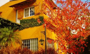 Casa en venta - 3 Dormitorios 3 Baños - Cochera - 388Mts2 - Zárate