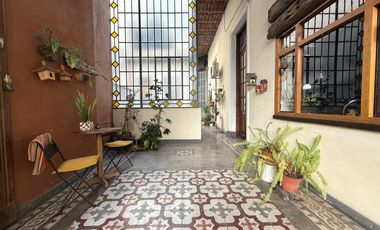 - Casa de estilo en Barrio Martin -