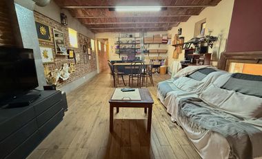 - Casa de estilo en Barrio Martin -