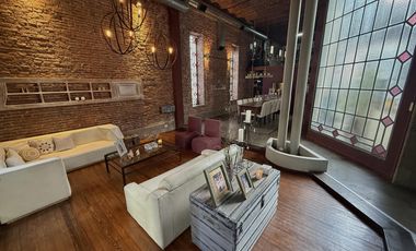 - Casa de estilo en Barrio Martin -