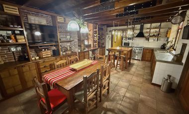 - Casa de estilo en Barrio Martin -