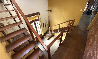 - Casa de estilo en Barrio Martin -