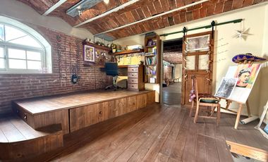 - Casa de estilo en Barrio Martin -