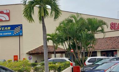 Local en Lomas de La Selva