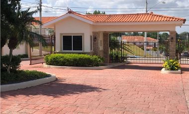 COSTA VERDE / MONTELIMAR / 3 HABITACION / 240M / 2 PARKING / TERRAZA