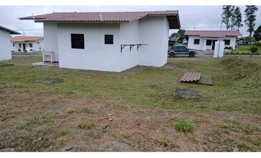 ALQUILER DE CASA Esta urbanización es Johnny Woodland