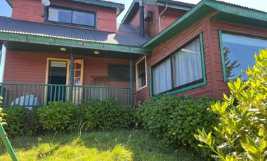 Hermosa Casa En Llicaldad A 15 Minutos Del Centro De Castro