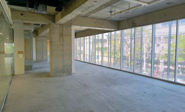 arriendo 2 locales unidos con espacio adaptable a tu negocio