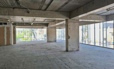 arriendo 2 locales unidos con espacio adaptable a tu negocio