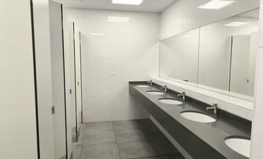 arriendo 2 locales unidos con espacio adaptable a tu negocio