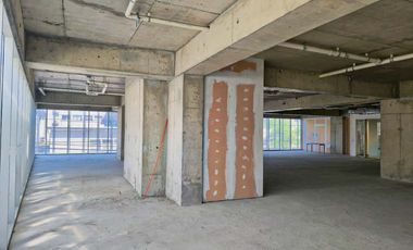 arriendo 2 locales unidos con espacio adaptable a tu negocio