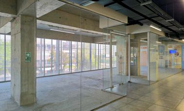 arriendo 2 locales unidos con espacio adaptable a tu negocio