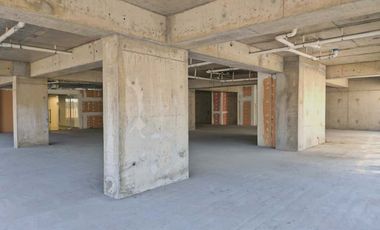 arriendo 2 locales unidos con espacio adaptable a tu negocio