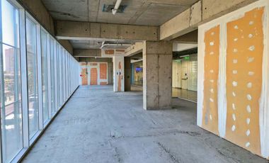 arriendo 2 locales unidos con espacio adaptable a tu negocio