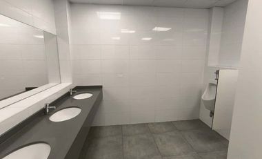 arriendo 2 locales unidos con espacio adaptable a tu negocio