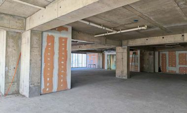 arriendo 2 locales unidos con espacio adaptable a tu negocio