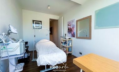 Oficina en Venta en Kennedy/Luis Carrera frente a Parque Arauco