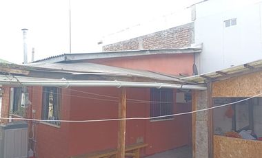 Casa en Venta en Calle San Pablo con Pasaje Roma