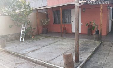 Casa en Venta en Calle San Pablo con Pasaje Roma