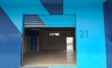 Alquiler bodega de 57,60m2 frente a sauces 7 Alest