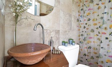 Impecable casa en venta en La Lomada de 400 metros cubiertos