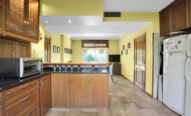 Impecable casa en venta en La Lomada de 400 metros cubiertos
