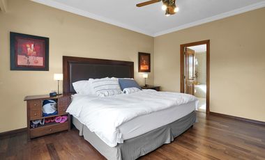 Impecable casa en venta en La Lomada de 400 metros cubiertos