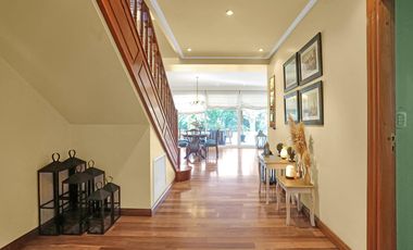 Impecable casa en venta en La Lomada de 400 metros cubiertos