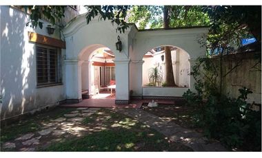 Casa - Olivos-Vias/Maipu