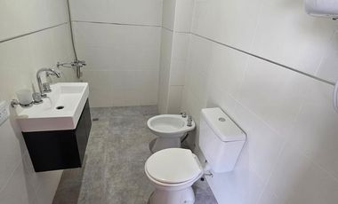 MONOAMBIENTE EN PRIMER PISO SAN JUSTO