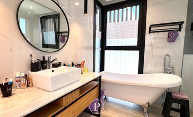 Moderno casa 5 ambientes en Rumenco Joven