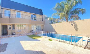 Chalet cinco ambientes en Haedo Sur Residencial