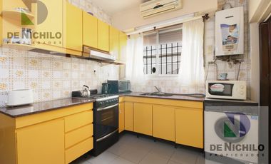 VENTA  DE DOS CASAS  EN LOTE PROPIO CON QUINCHO Y PATIO, JOVELLANOS 1400,BARRACAS