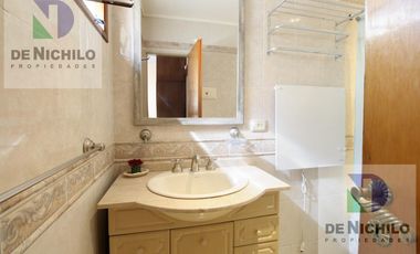 VENTA  DE DOS CASAS  EN LOTE PROPIO CON QUINCHO Y PATIO, JOVELLANOS 1400,BARRACAS