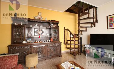 VENTA  DE DOS CASAS  EN LOTE PROPIO CON QUINCHO Y PATIO, JOVELLANOS 1400,BARRACAS