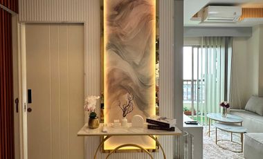 Disewa New Luxury Apartemen Waterplace Residenc Pakuwon Semi PentHouse