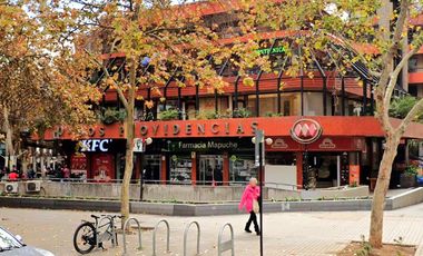 Local Comercial con baño Todo Uso Arriendo Providencia