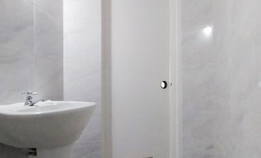 Local Comercial con baño Todo Uso Arriendo Providencia