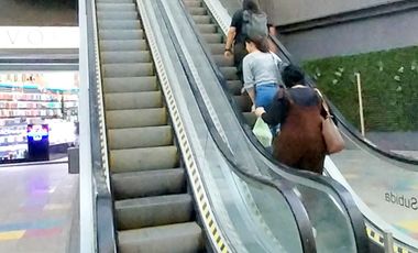 Local Comercial con baño Todo Uso Arriendo Providencia